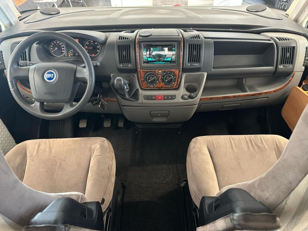 Dethleffs GLOBEBUS 2007 Valkoinen