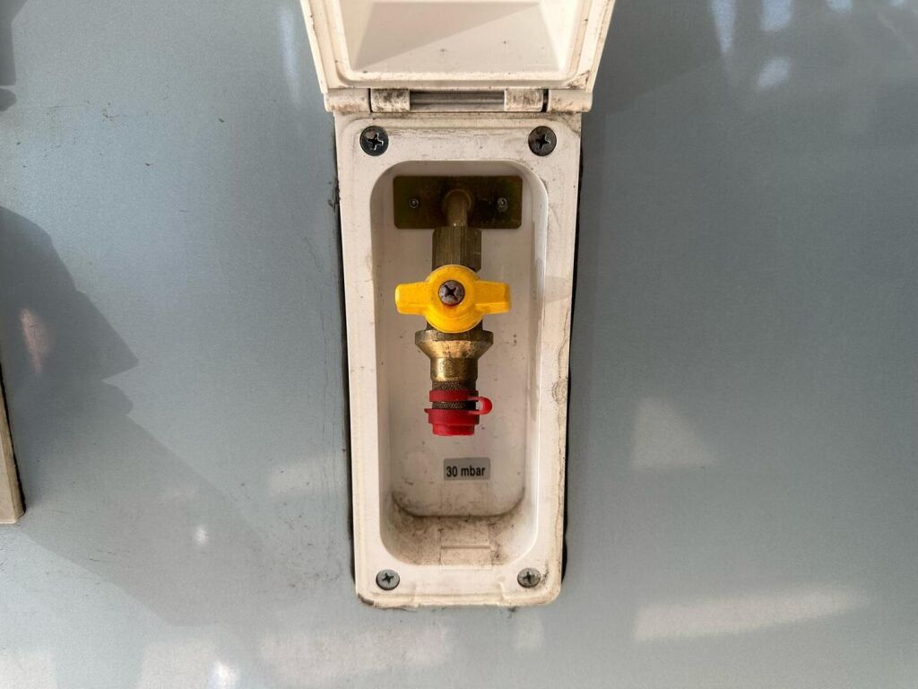 Dethleffs GLOBEBUS 2007 Valkoinen