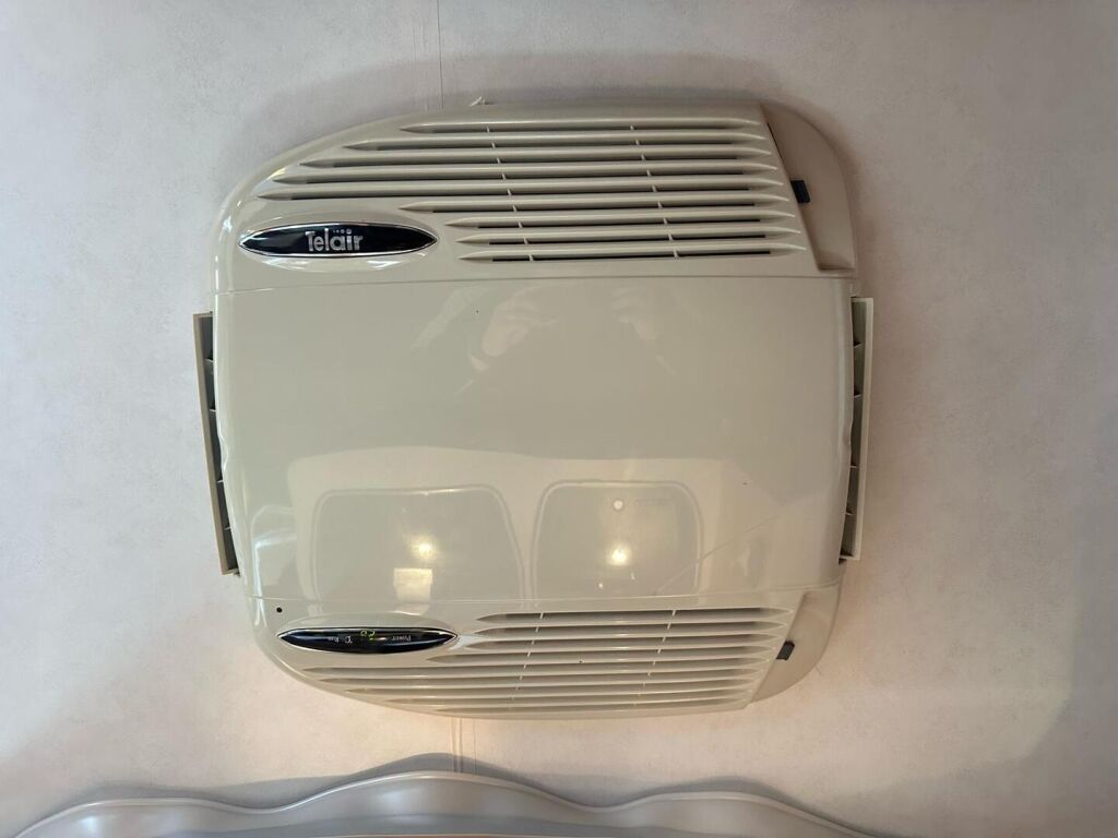 Dethleffs GLOBEBUS 2007 Valkoinen