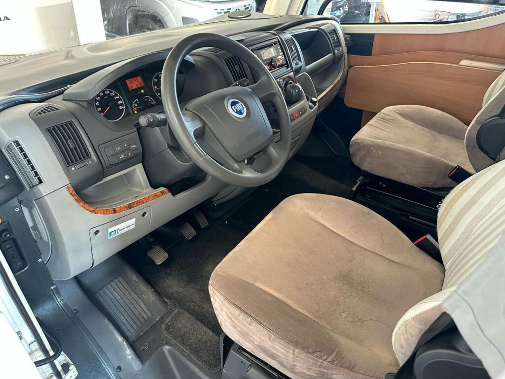 Dethleffs GLOBEBUS 2007 Valkoinen