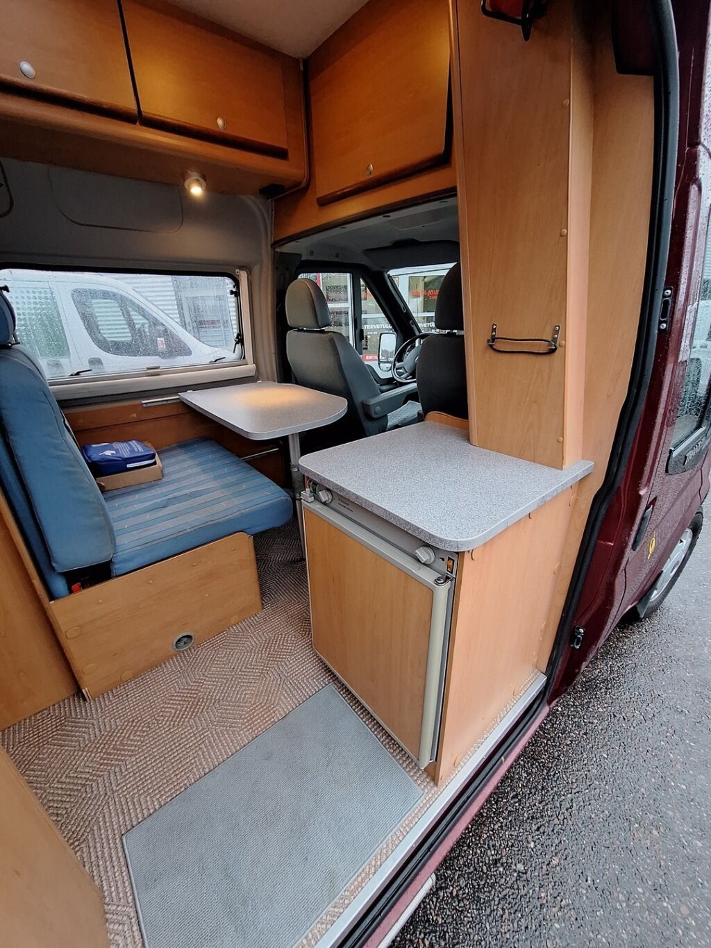 Dethleffs Globecar Fortscout VAN 570 2007 Punainen