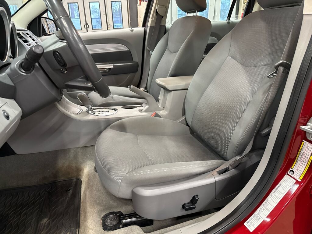 Chrysler Sebring 2009 Punainen