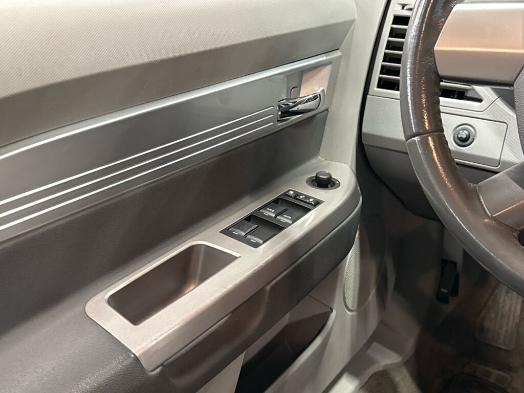 Chrysler Sebring 2009 Punainen