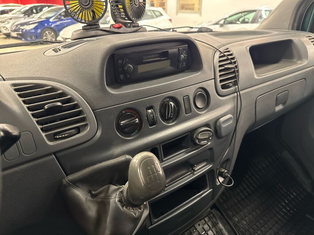 Mercedes-Benz Sprinter 2004 