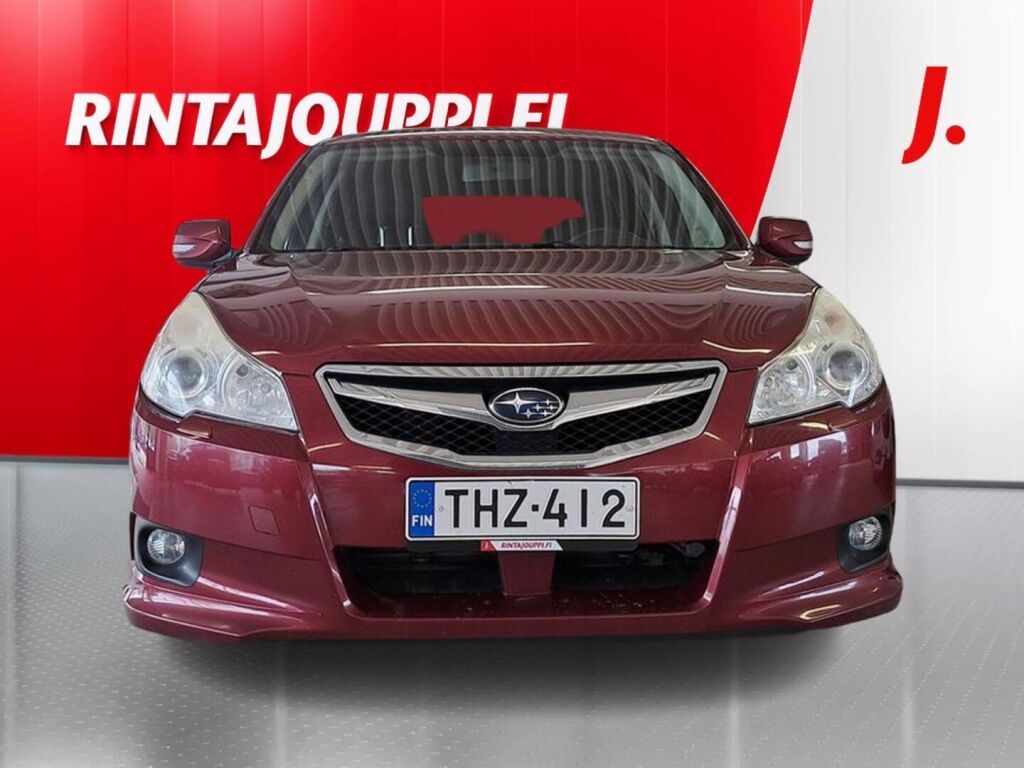 Subaru Legacy 2011 Punainen