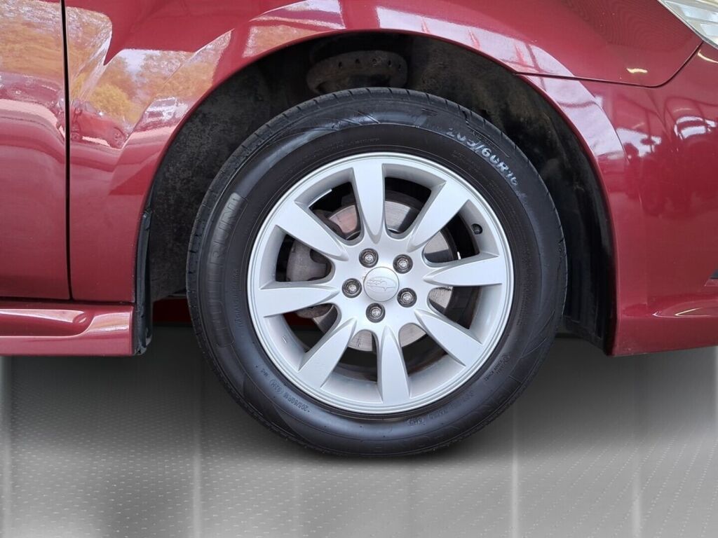 Subaru Legacy 2011 Punainen