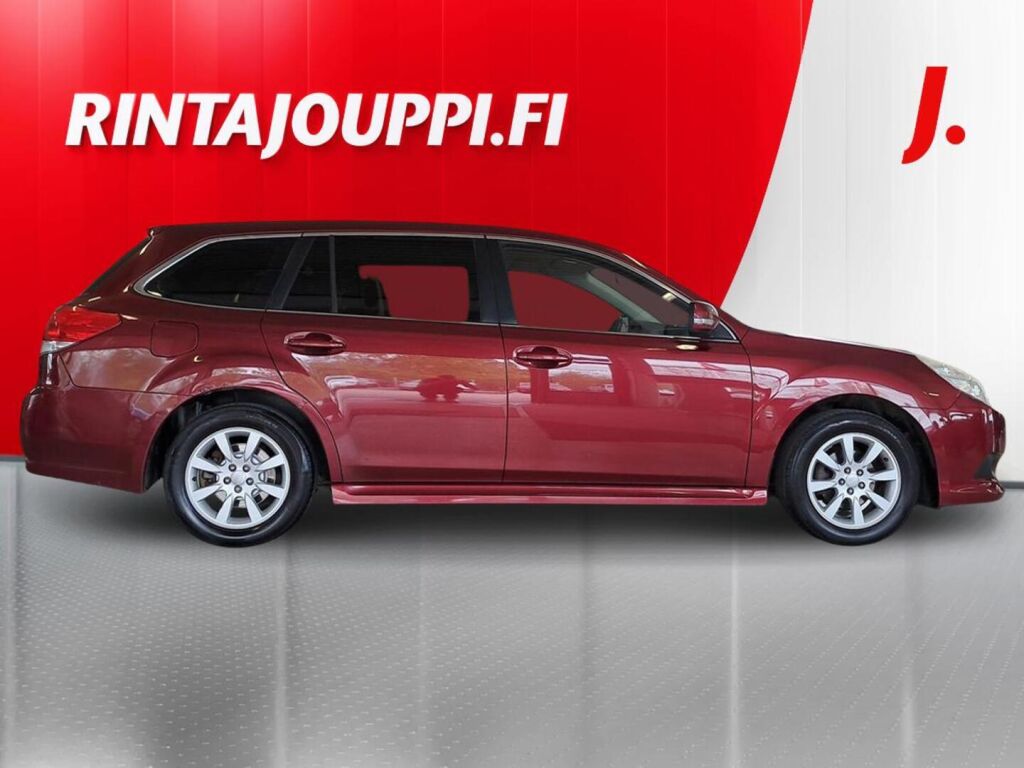 Subaru Legacy 2011 Punainen