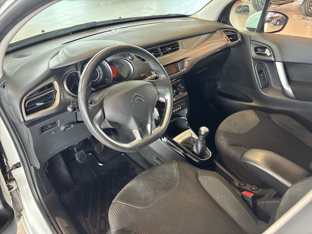 Citroen C3 2010 Valkoinen