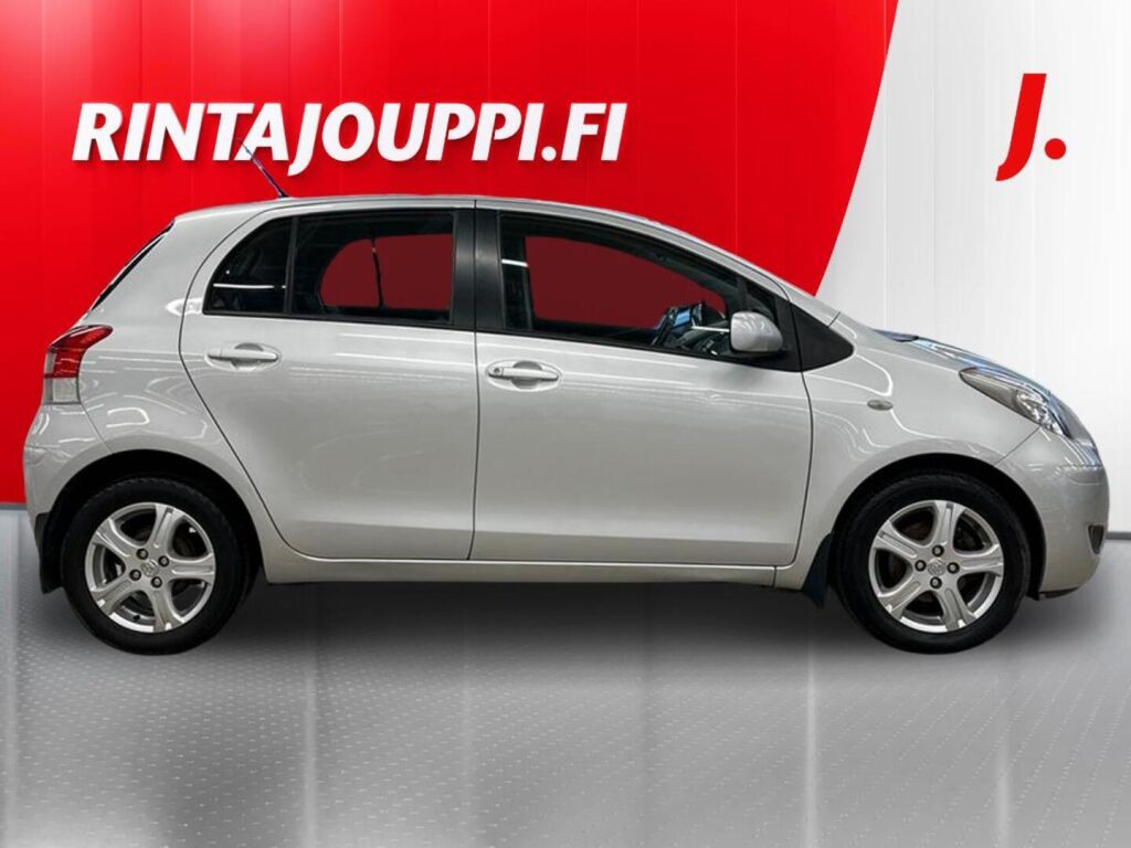 Toyota Yaris 2010, photo 7/22