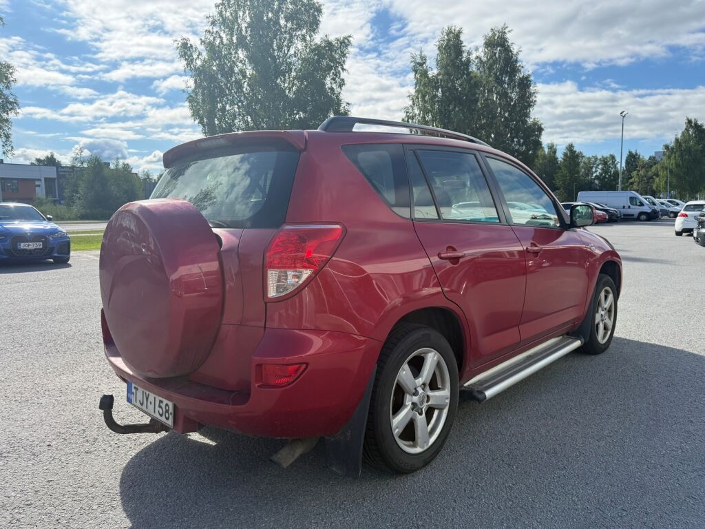 Toyota RAV4 2007 Punainen