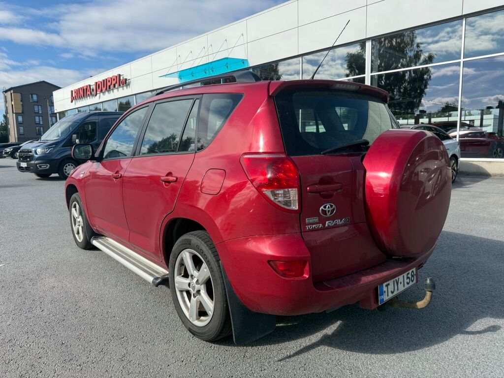 Toyota RAV4 2007 Punainen