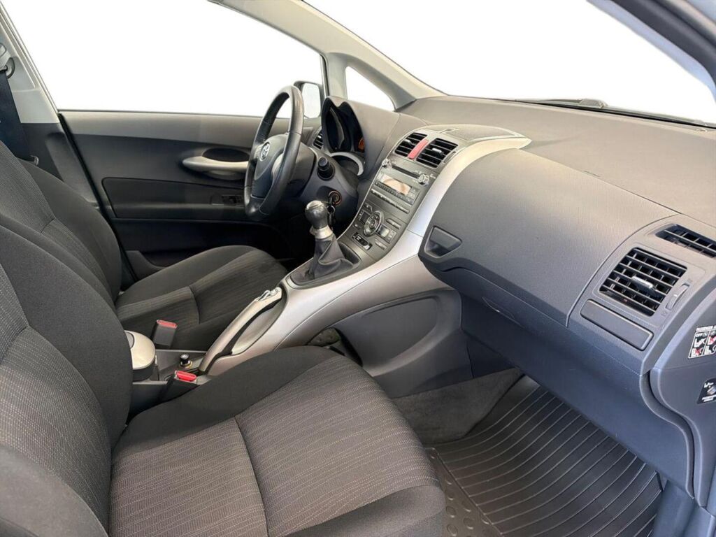 Toyota Auris 2008 Hopea