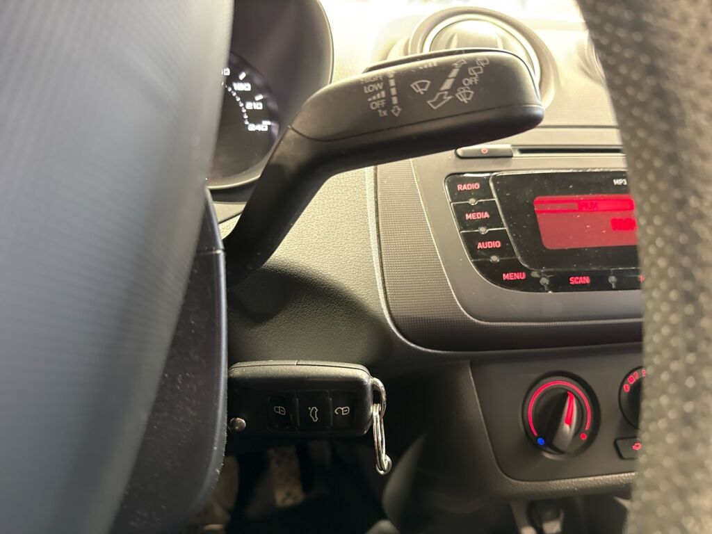 Seat Ibiza SC 2010 Harmaa