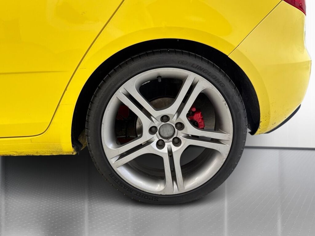 Skoda Fabia 2010 Monivär.
