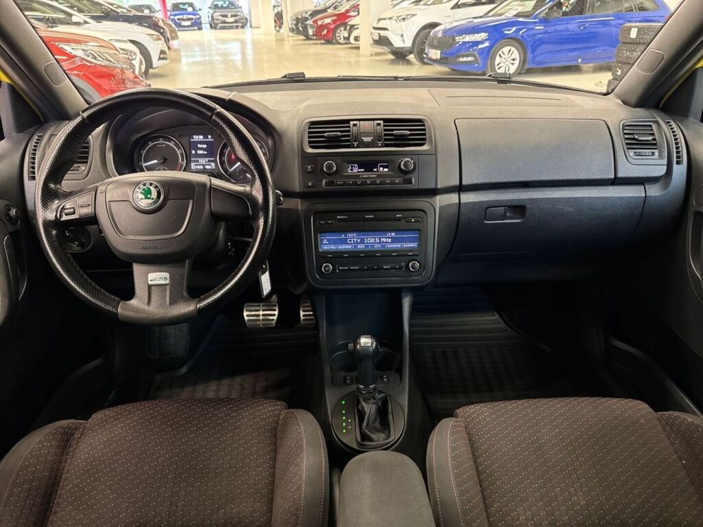 Skoda Fabia 2010 Monivär.
