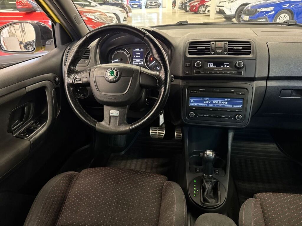 Skoda Fabia 2010 Monivär.