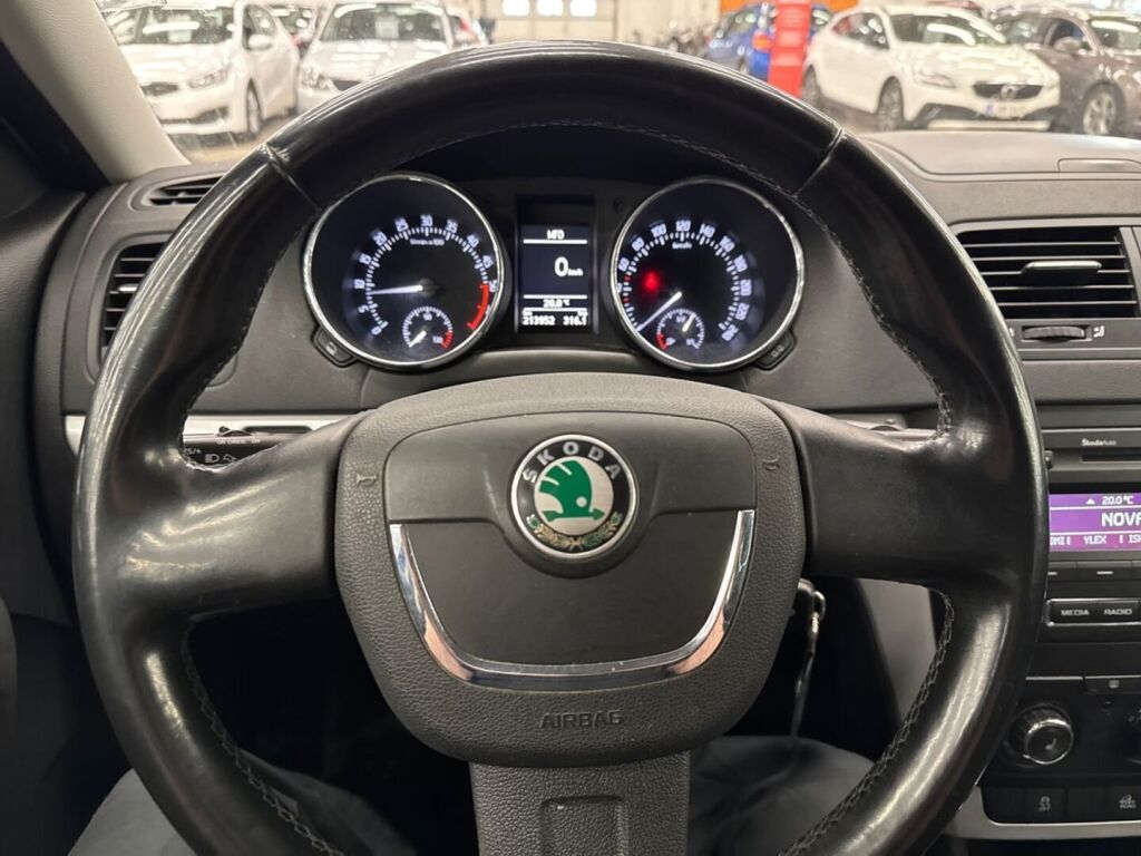 Skoda Yeti 2011 Ruskea (beige)
