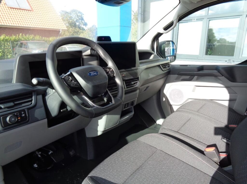 Ford E-Transit Custom 2026 