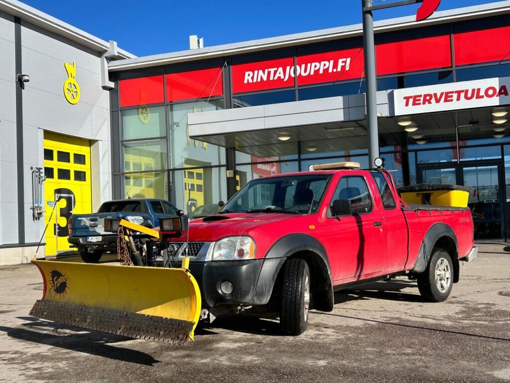 Nissan Cab 2002 Punainen