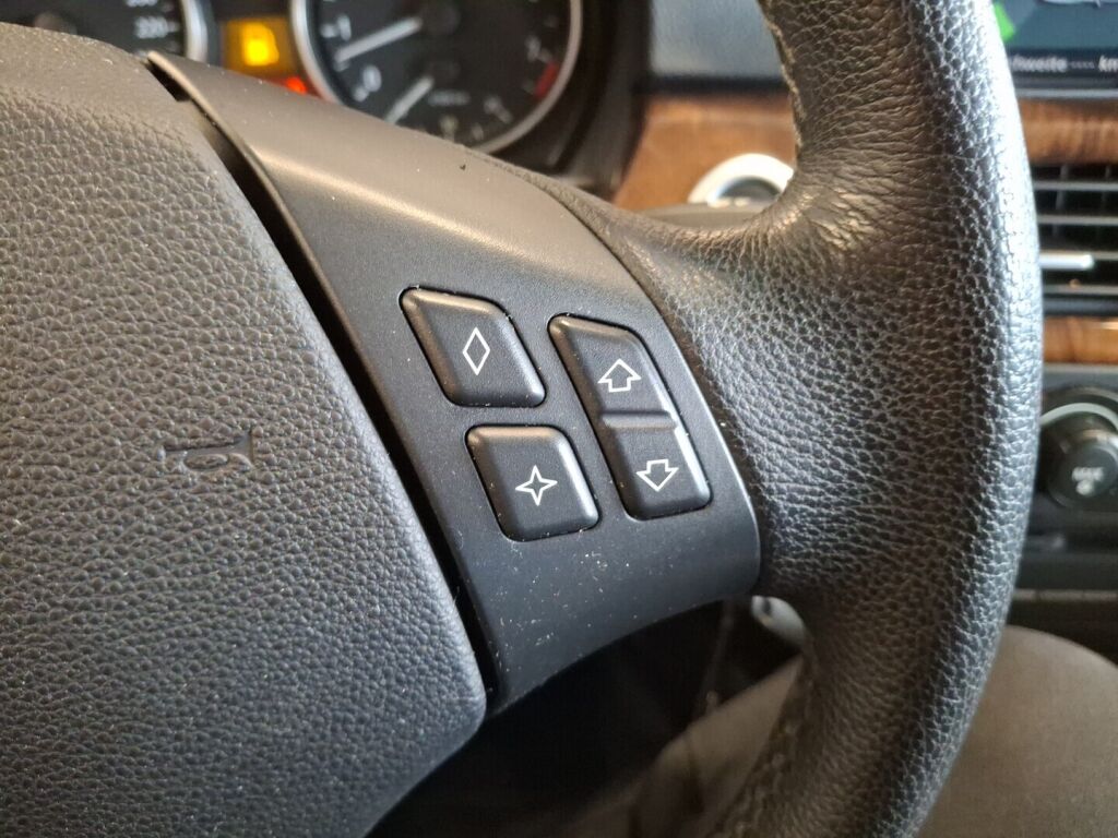 BMW 325 2005 Sininen