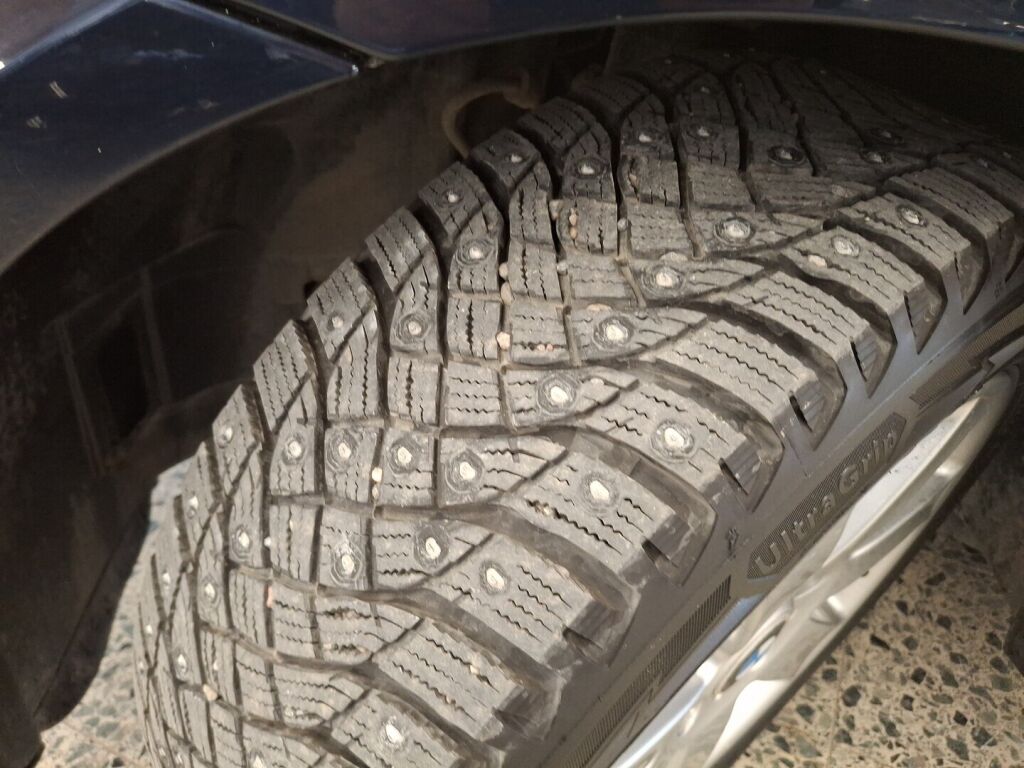 BMW 325 2005 Sininen