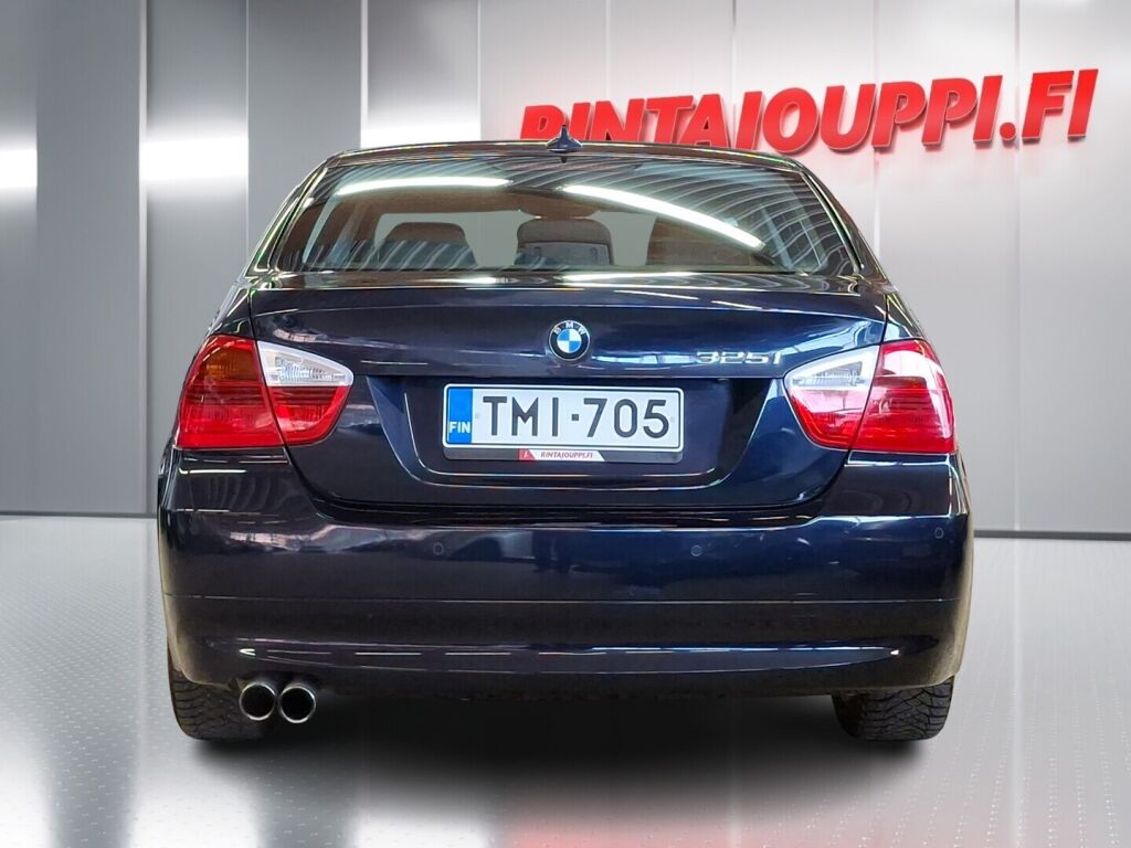 BMW 325 2005 Sininen