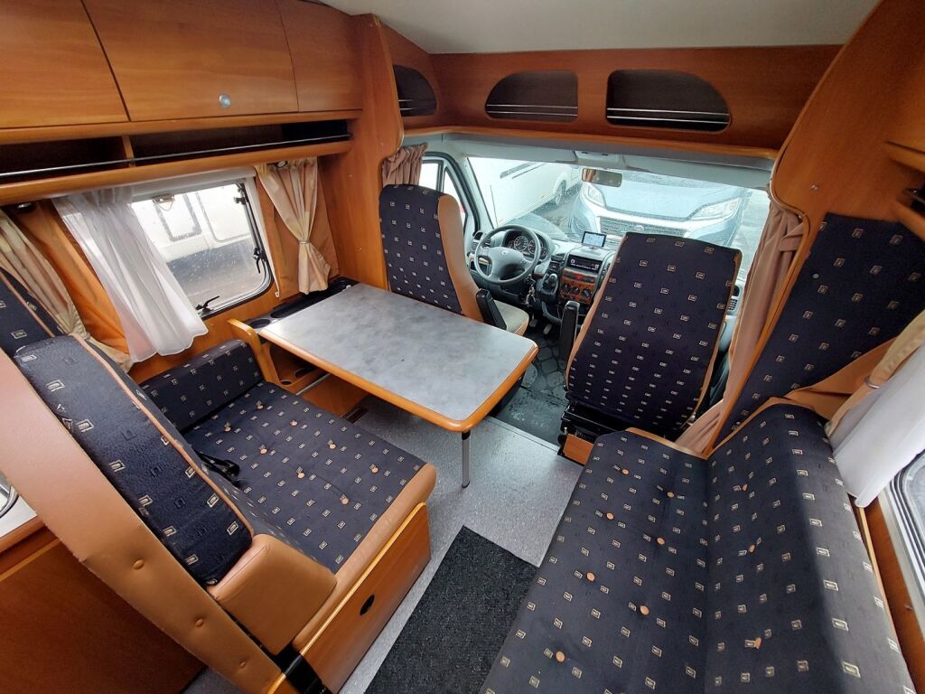 Dethleffs Advantage T 6501 2005 Valkoinen