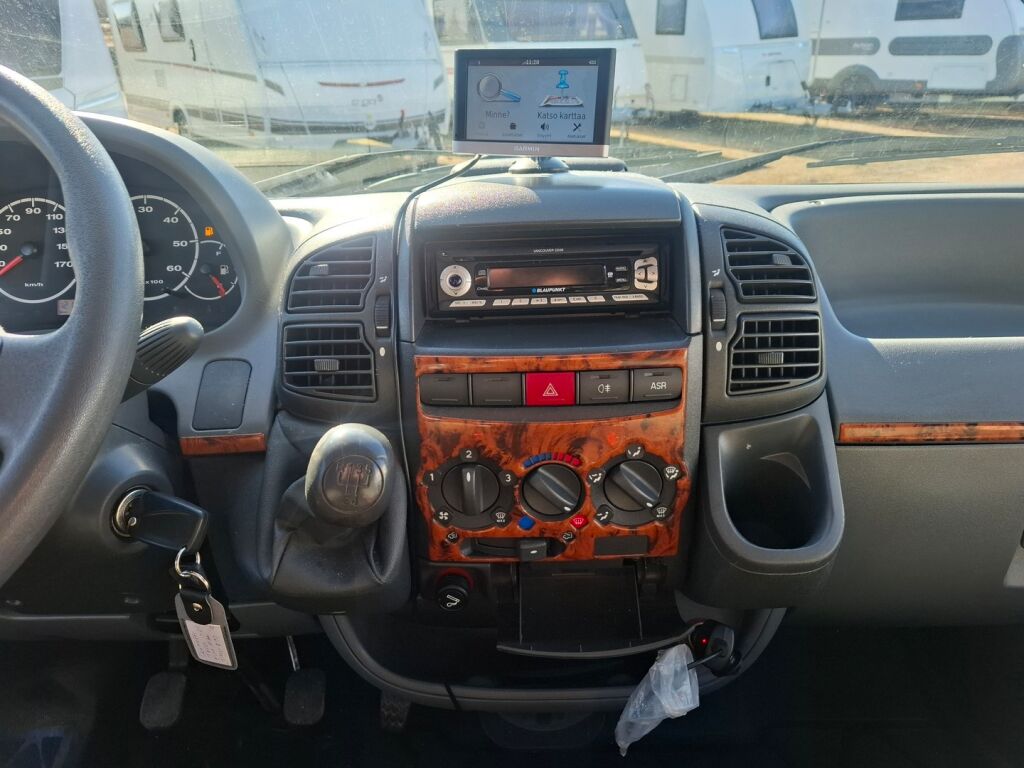 Dethleffs Advantage T 6501 2005 Valkoinen