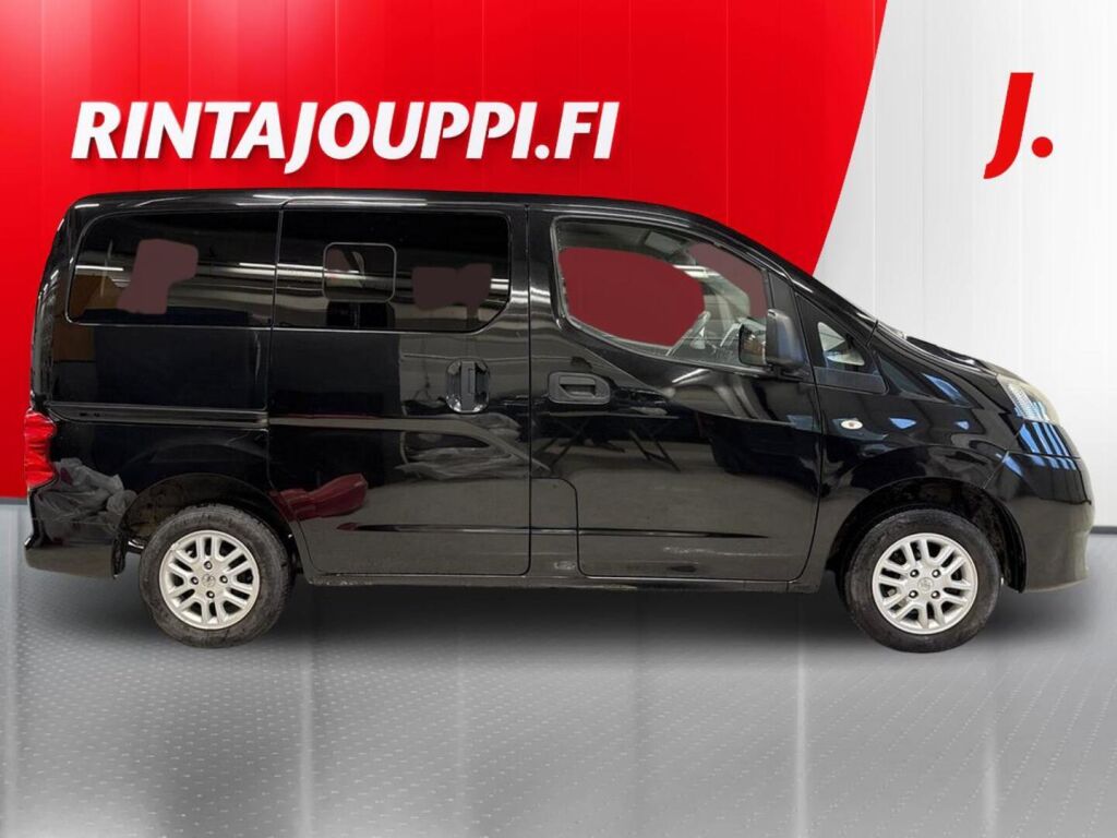 Nissan NV200 2011 Musta