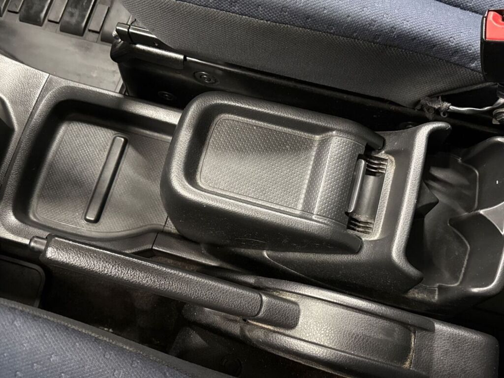 Nissan NV200 2011 Musta