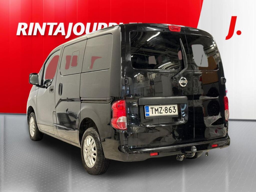 Nissan NV200 2011 Musta