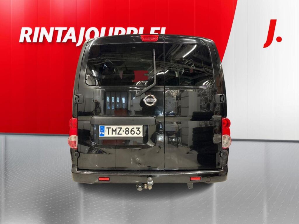 Nissan NV200 2011 Musta