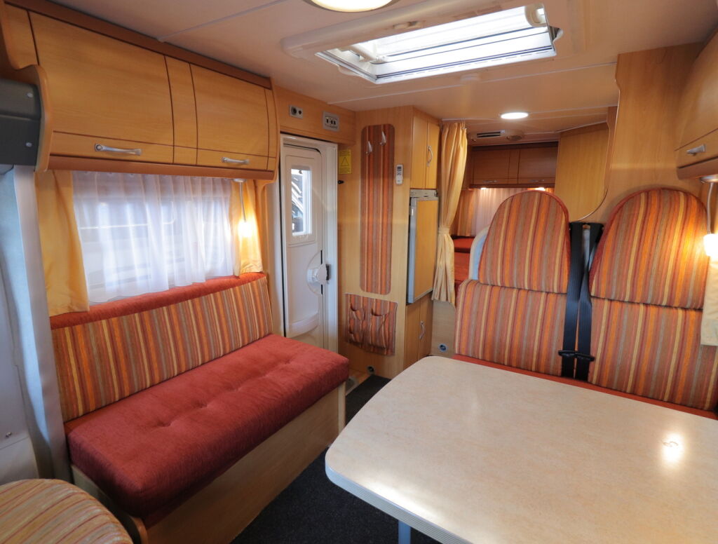 LMC LIBERTY TI 662 2007 Valkoinen