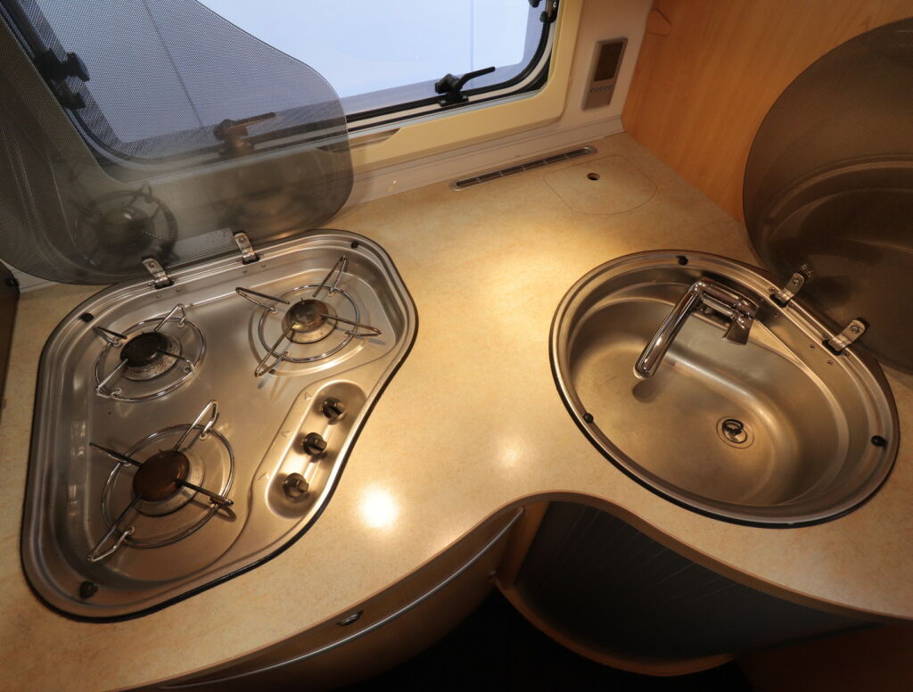 LMC LIBERTY TI 662 2007 Valkoinen