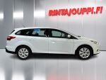Ford Focus 2012 Valkoinen