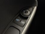 Ford Focus 2012 Valkoinen