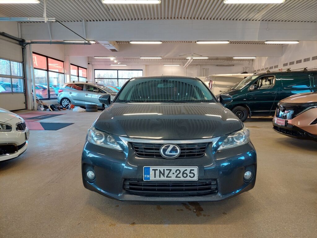 Lexus CT 2011 Harmaa