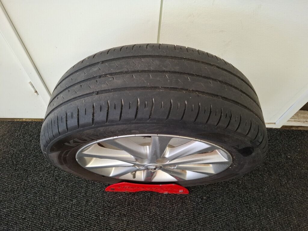 Lexus CT 2011 Harmaa