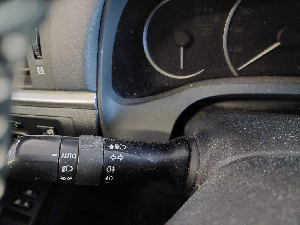 Lexus CT 2011 Harmaa