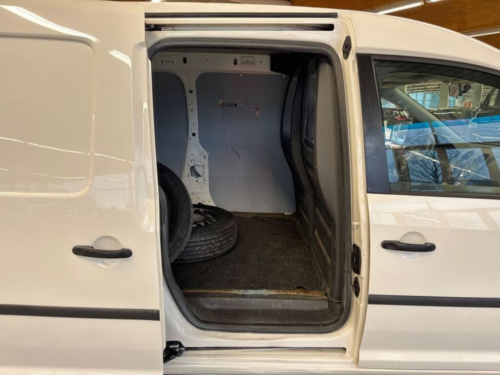 Volkswagen Caddy Maxi 2012 Valkoinen