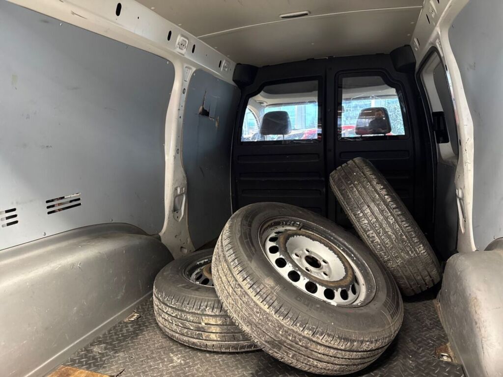 Volkswagen Caddy Maxi 2012 Valkoinen