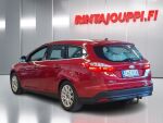 Ford Focus 2011 Punainen