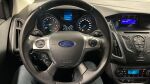 Ford Focus 2011 Punainen