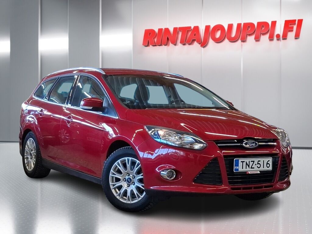 Ford Focus 2011 Punainen