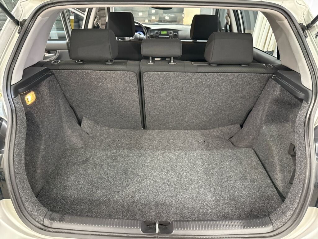 Toyota Corolla 2006 Hopea