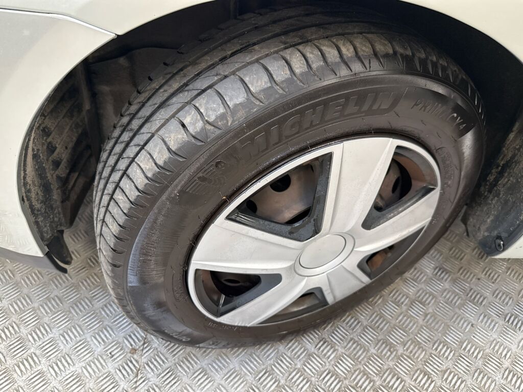 Toyota Corolla 2006 Hopea