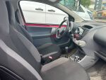 Toyota Aygo 2006 Punainen
