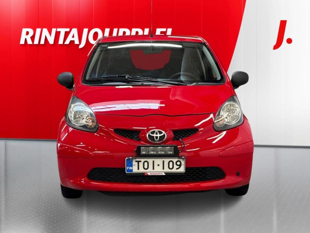 Toyota Aygo 2006 Punainen