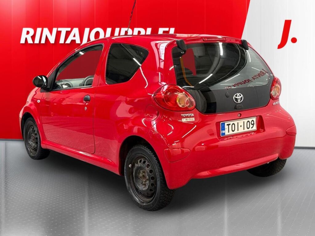 Toyota Aygo 2006 Punainen