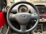 Toyota Aygo 2006 Punainen